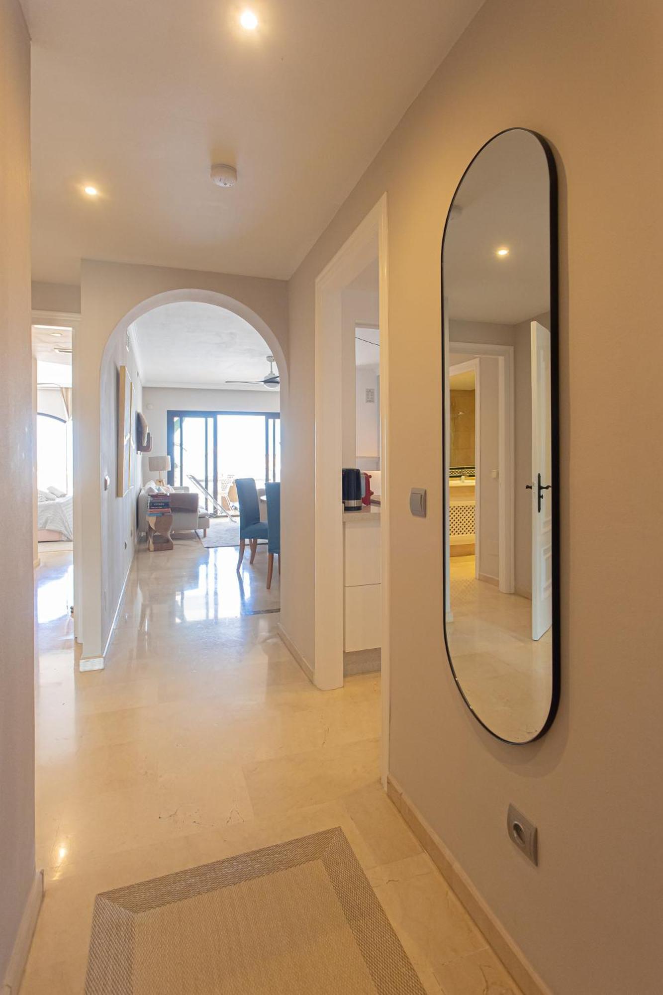 Apartment Arqueros, - *
