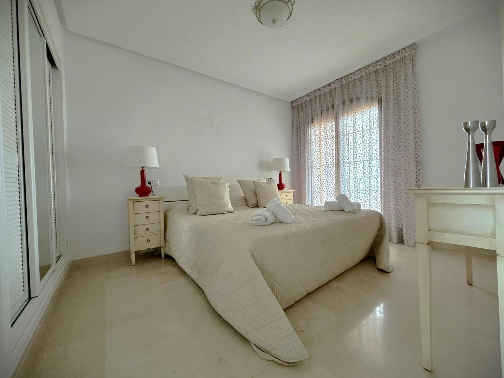 Apartment Arqueros, - *